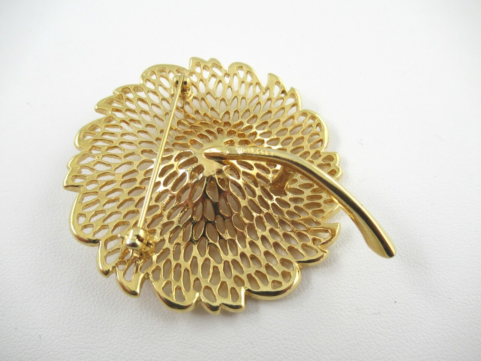 Signed Monet Vintage Gold Tone Flower Brooch, Pin - image 4