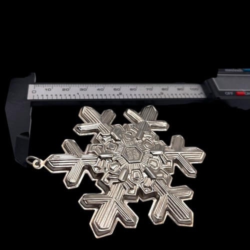 1970-1994 Gorham Sterling Silver Snowflake Christmas Ornament ~ 25th Anniversary - Picture 7 of 7