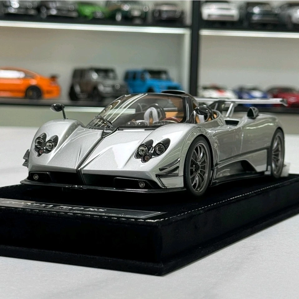 1:18 HH Pagani Zonda Liquid Silver - Limited Edition - Immagine 3 di 4
