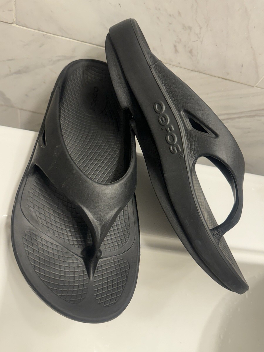 OOFOS Original Recovery Thong Sandals Mens Size 8 / Womens 
