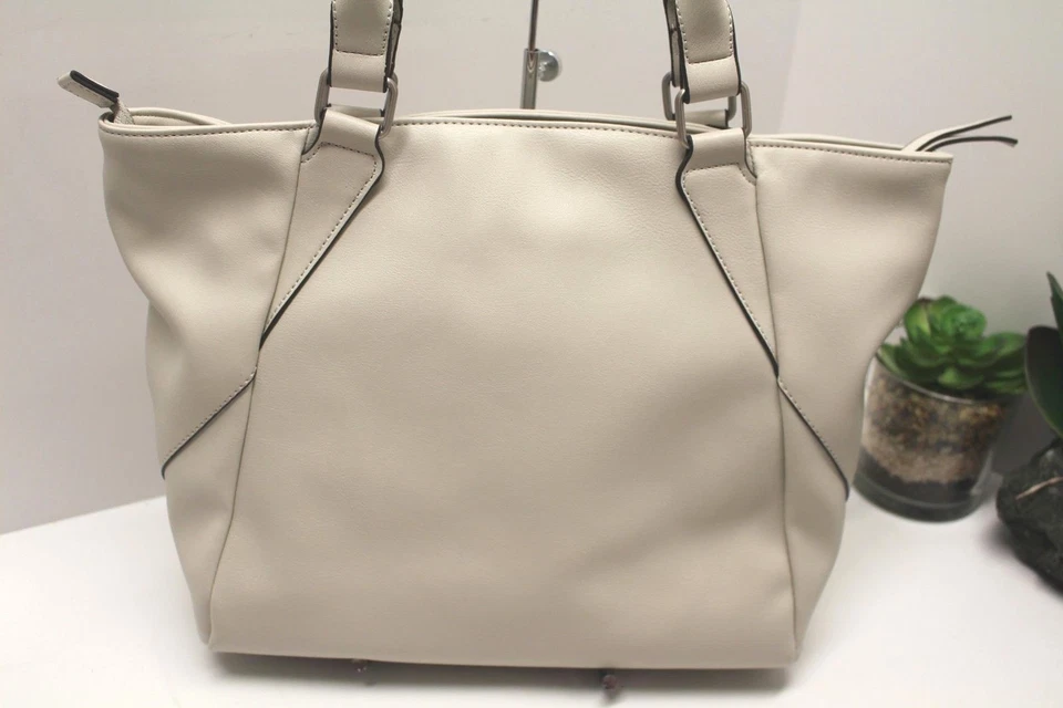 Bolsa de ombro Franco Sarto satchel bolsa de mão cor é névoa nova com etiquetas $89 - Imagem 2 de 4