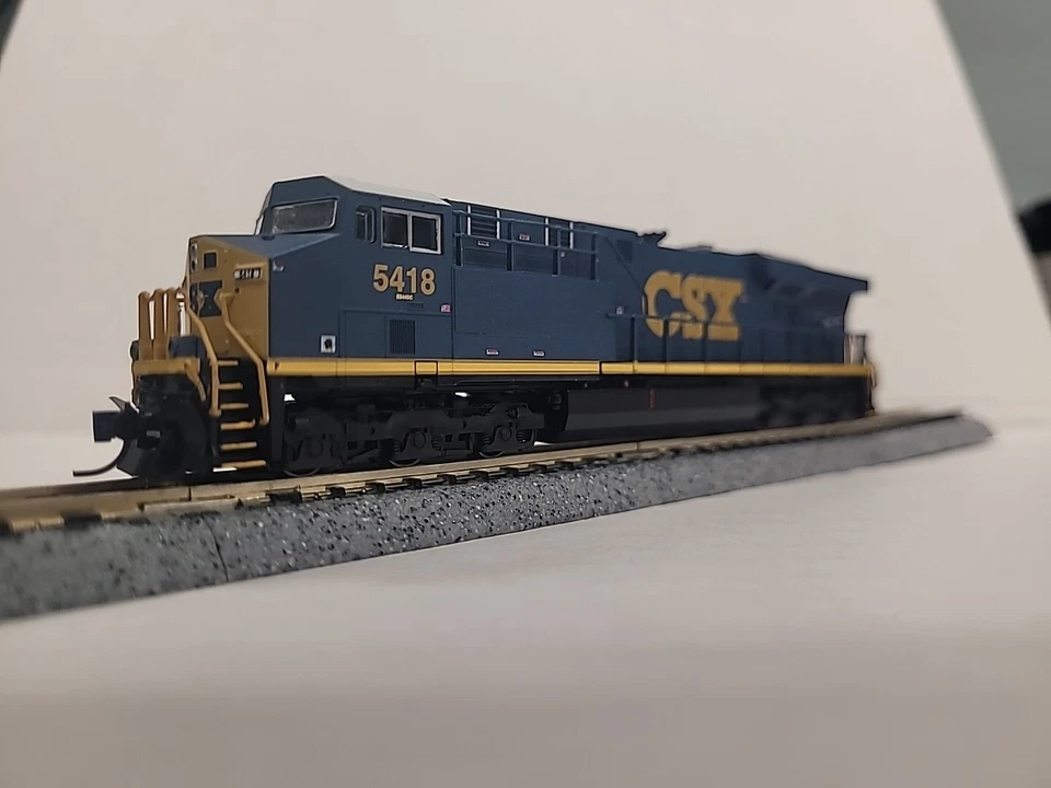 N Scale FVM GE-ES44-F2 CSX #5418 DC - Image 2 of 4