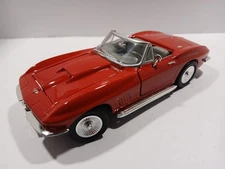 Motor Max 1:24 Scale 1967 CHEVROLET CORVETTE CONVERTIBLE Diecast