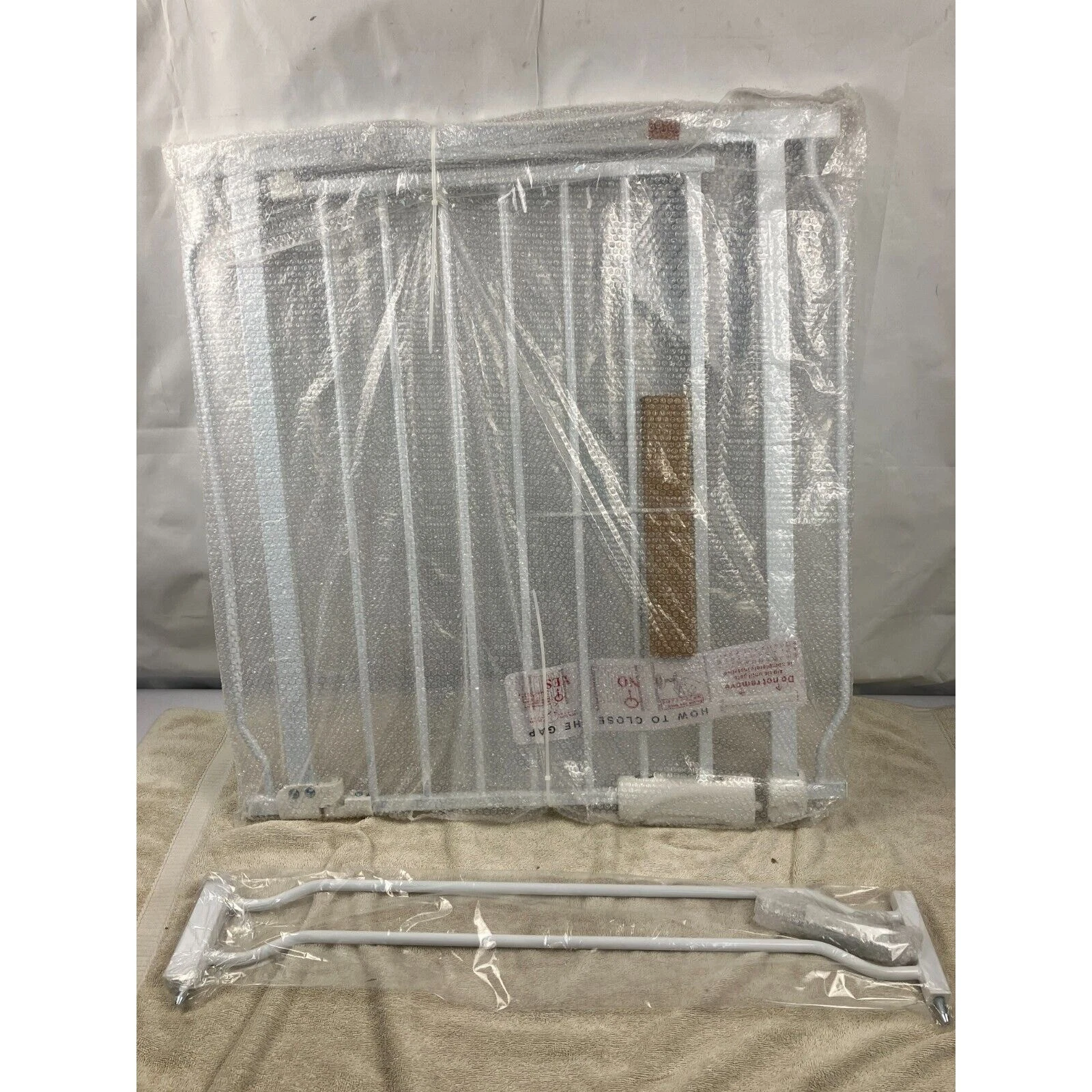 33.9-38.6" Baby Gate, Auto Close, Metal Pet Safety Gates, White
Opens in a new window or tab