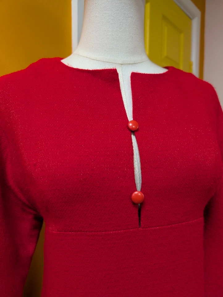 Vintage 1960s/1970s Polly Peck Red Dress With Gold - Size 8 - Image 3 of 4