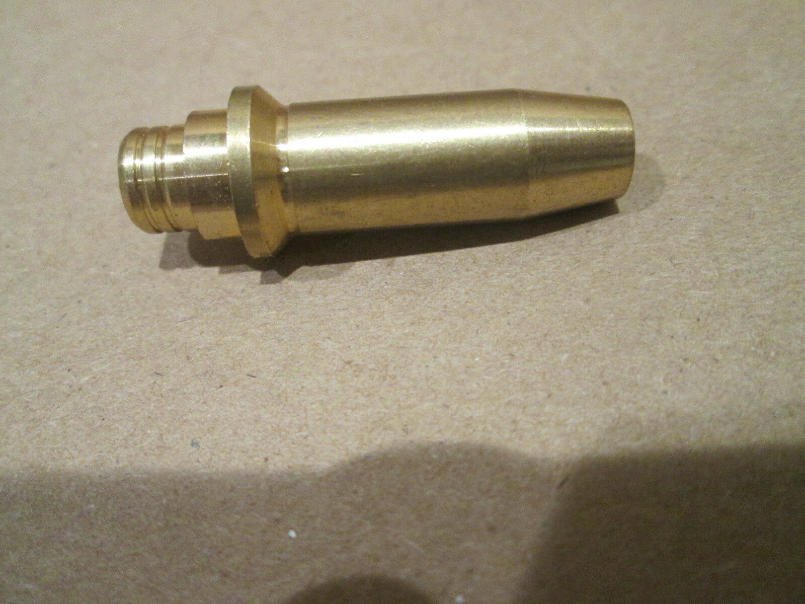 Ferrari 355-360-Enzo - Intake Valve Guide - P/N 176437/A