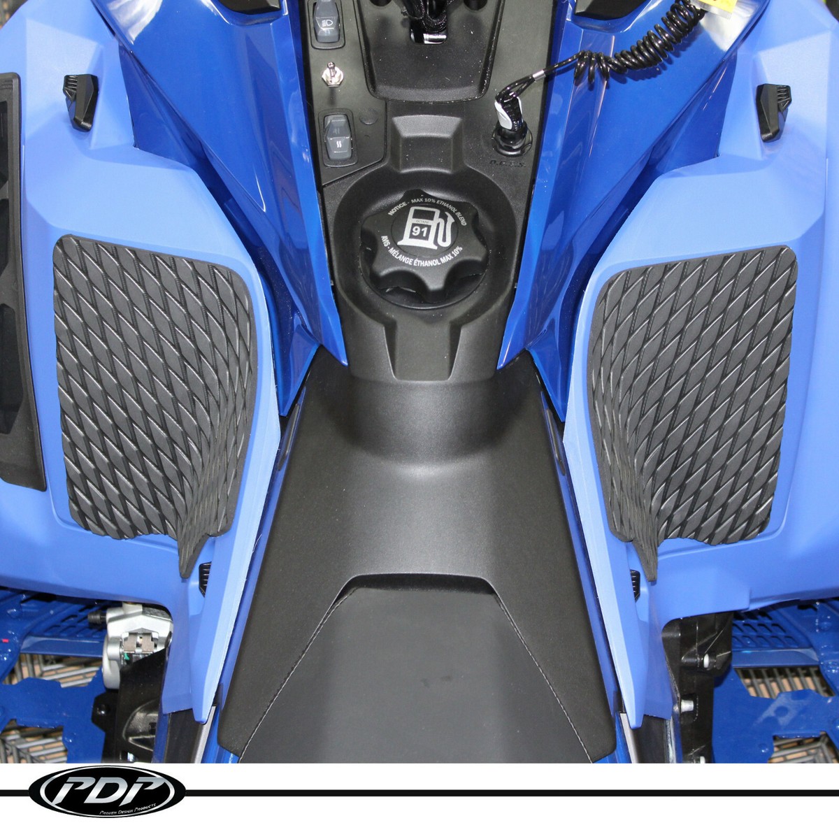 Ski-Doo Rev Gen4 850 XRS MXZ LED 3M DIAMOND GRIP KNEEPADS by PDP