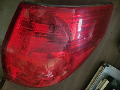 Toyota Sienna 2006-2010 Tail Light Pass.  (right) Side Used Part 81550-AE020