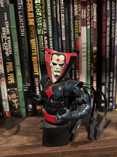 Marvel Mini Bust Deathlok Bowen Design