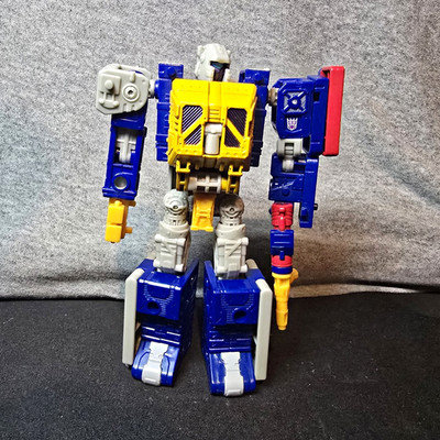 Transformers Generations Selects Greasepit