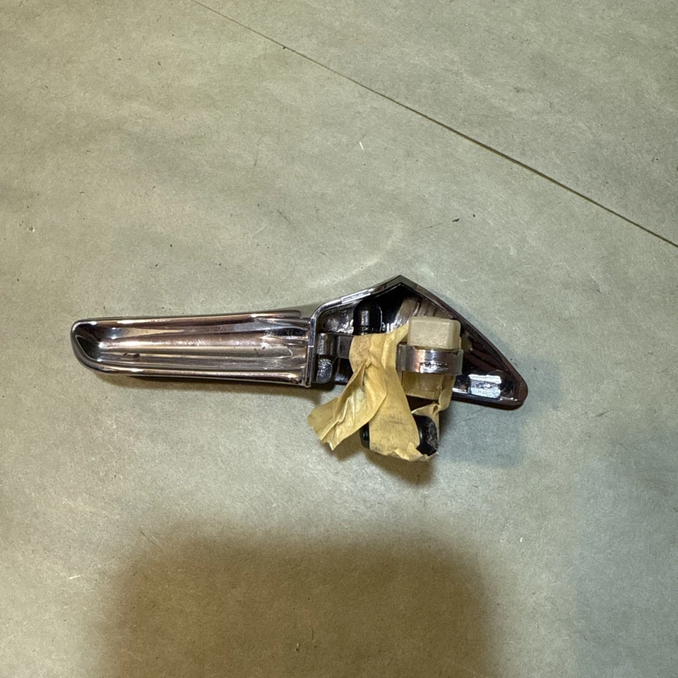 03-11 Manija de puerta interior lado pasajero derecho mercedes w219 cls550 e350 fabricante de equipos originales Foto 2 de 3