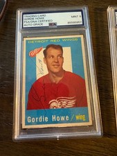 Gordie Howe Detroit Red Wings Hockey signed autographed card 1959-60 HOF PSA 9