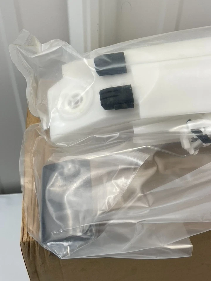 Conjunto de bomba de combustible eléctrica 2202-510481. de Carquest xref. Airtex # E7172M Foto 2 de 4