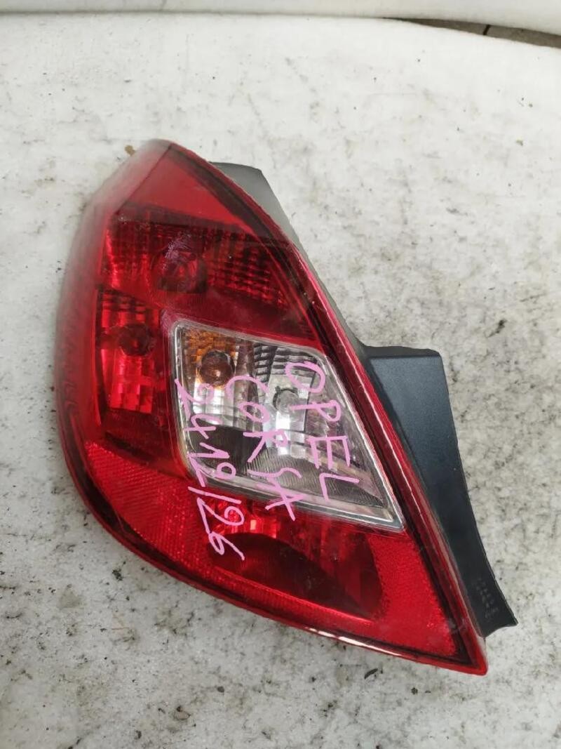 93196753 FANALE POSTERIORE SINISTRO OPEL CORSA (S07) 1.2 GPL-TECH (63Kw) Ber