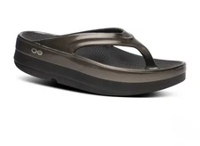 OOFOS Womens OOmega OOlala Stacked Sandal | 6 | NIB | Titanium & Black Platforms