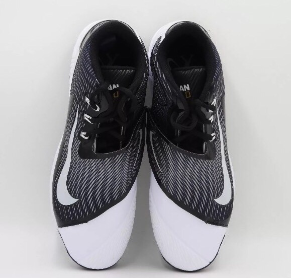 nike swingman legend cleats