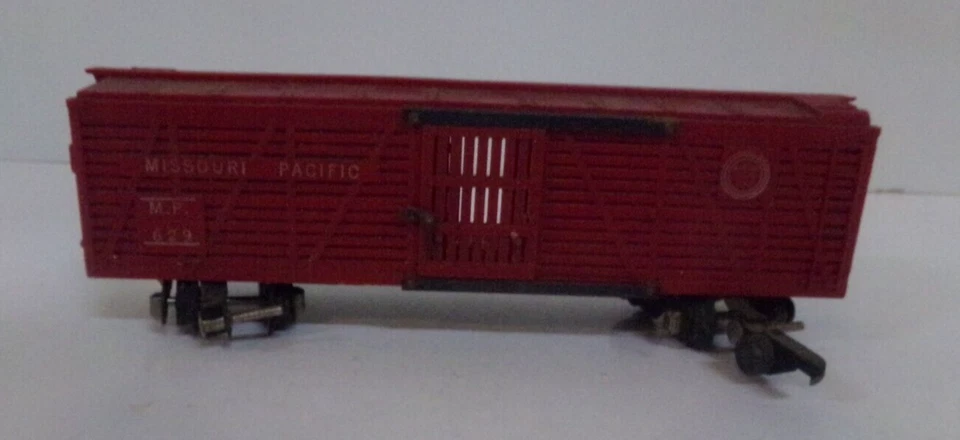 American Flyer S Gauge Missouri Pacific MP 629 Cattle Stock Car w/ Latch Door - Image 4 of 4