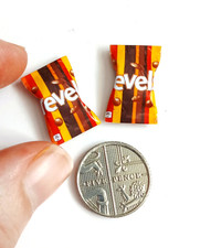 DOLLS HOUSE MINIATURE 1:12 * 2 X REVELS SWEET BAGS * COMBINED P+P