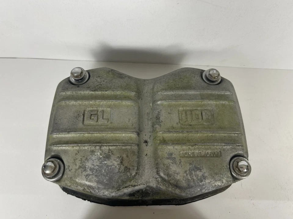 Honda Goldwing GL1100 1982 par de cubiertas de válvula de motor Foto 4 de 4