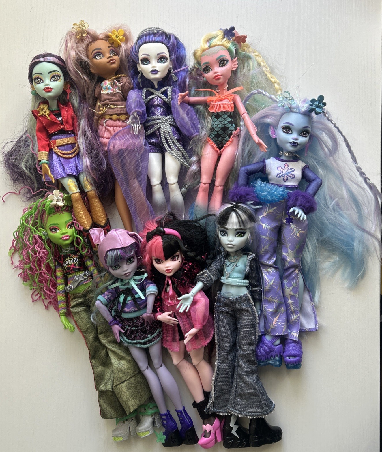 And Accessories And Pets - All Clothed
