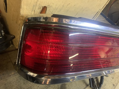 DODGE DYNASTY TAIL LIGHT PANEL ASSEMBLY BULBS AND WIRING OEM 1988-1993 - Picture 2 of 12