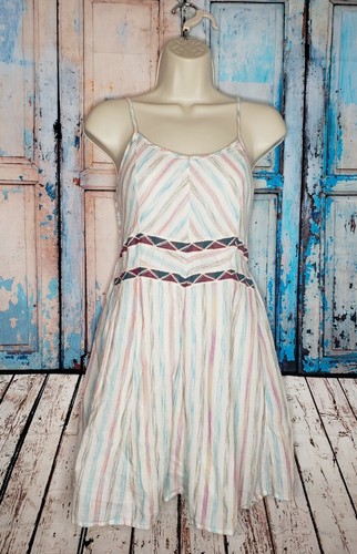 hem and thread striped dress