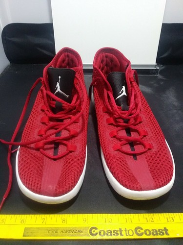 jordan reveal gym red