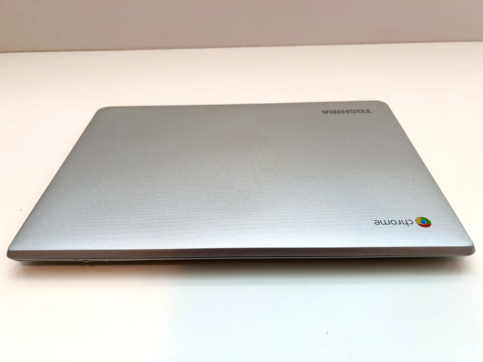 Toshiba CB35-B3340 Chromebook 2 Foto 3 de 4