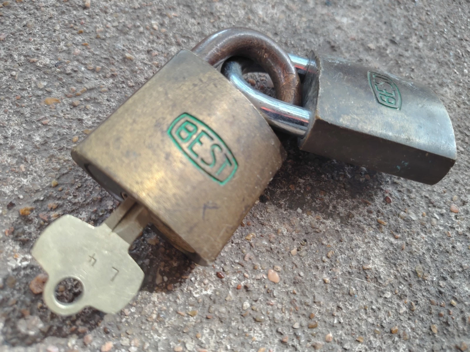 Lot of 2 BEST Heavy Duty Brass Padlocks w/ Master Key Tested Working image 4