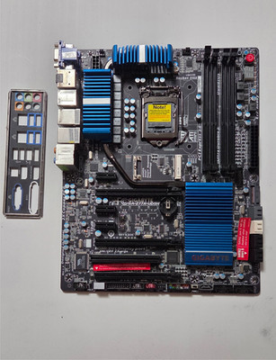Gigabyte Technology GA-Z77X-UD5H, LGA 1155 Rev 1.0 For Repair, Please READ.