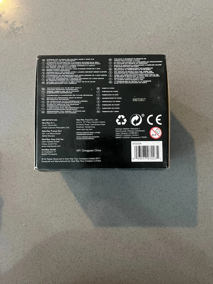 Lockheed F-117 Nighthawk 1/180 Scale Diecast Metal Model by NewRay - Image 4 of 4