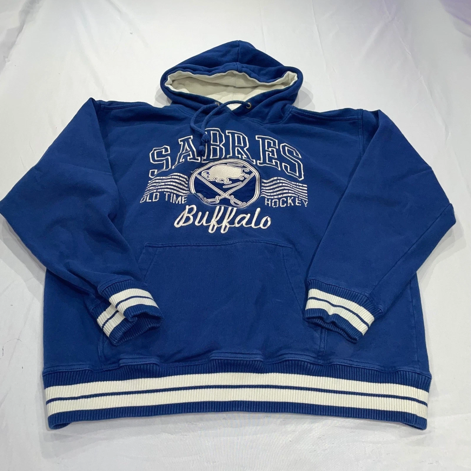 Old Time Hockey Buffalo Sabres Hoodie Mens Large Blue Causeway Collection NHL
Opens in a new window