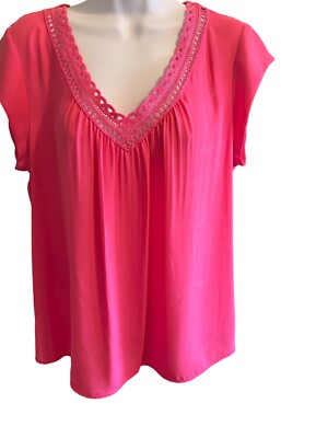DR2 Womens Pink Short Sleeve Crochet V-Neck Blouse M Lightweight Casual Top