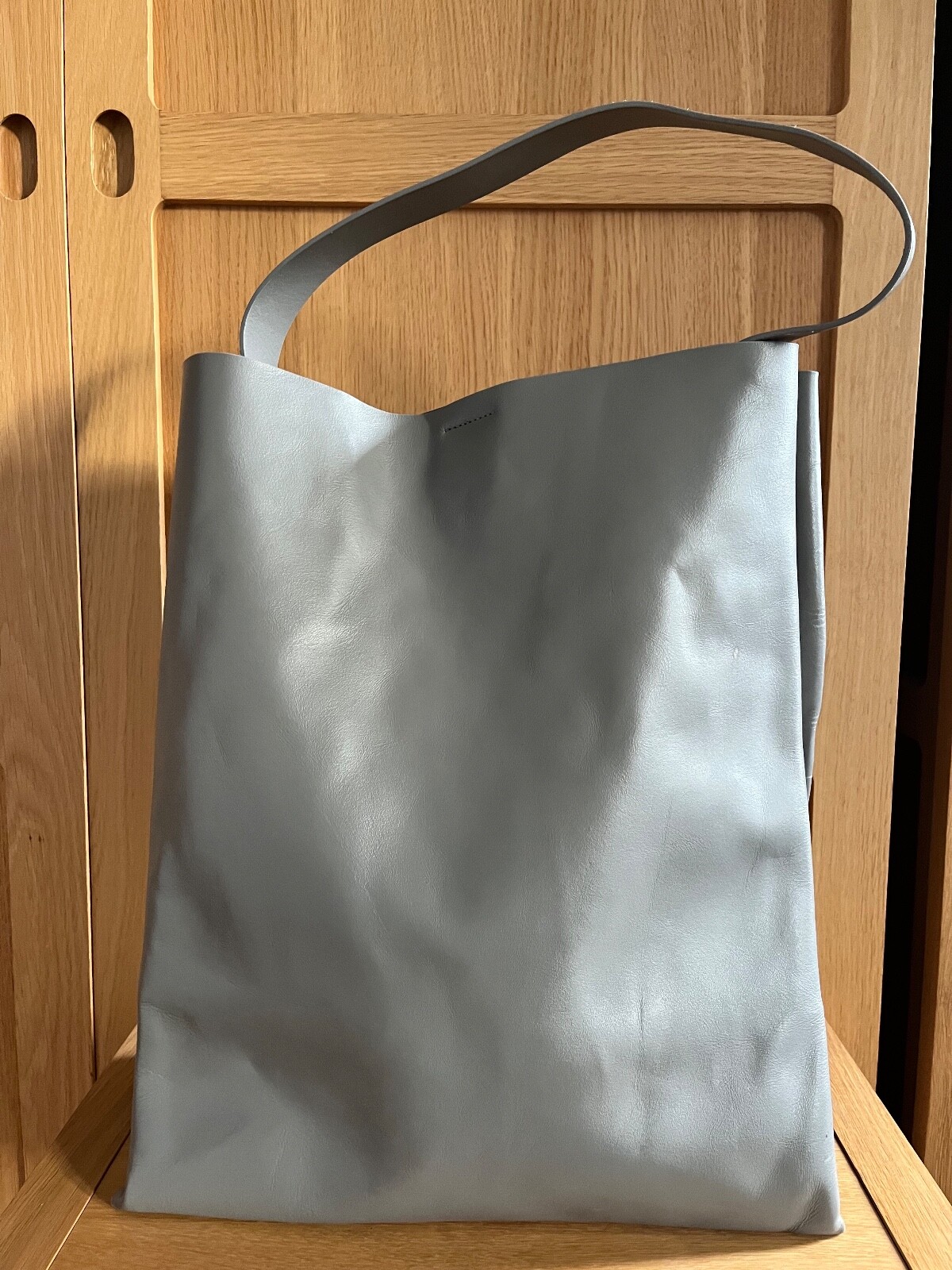 COS Oversized Leather Folded Shopper Tote Bag in Light Grey image 6