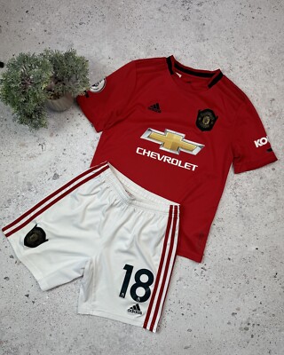 Adidas Manchester United #18 B. Fernandes Set Jersey/ Shorts Boys M 2019