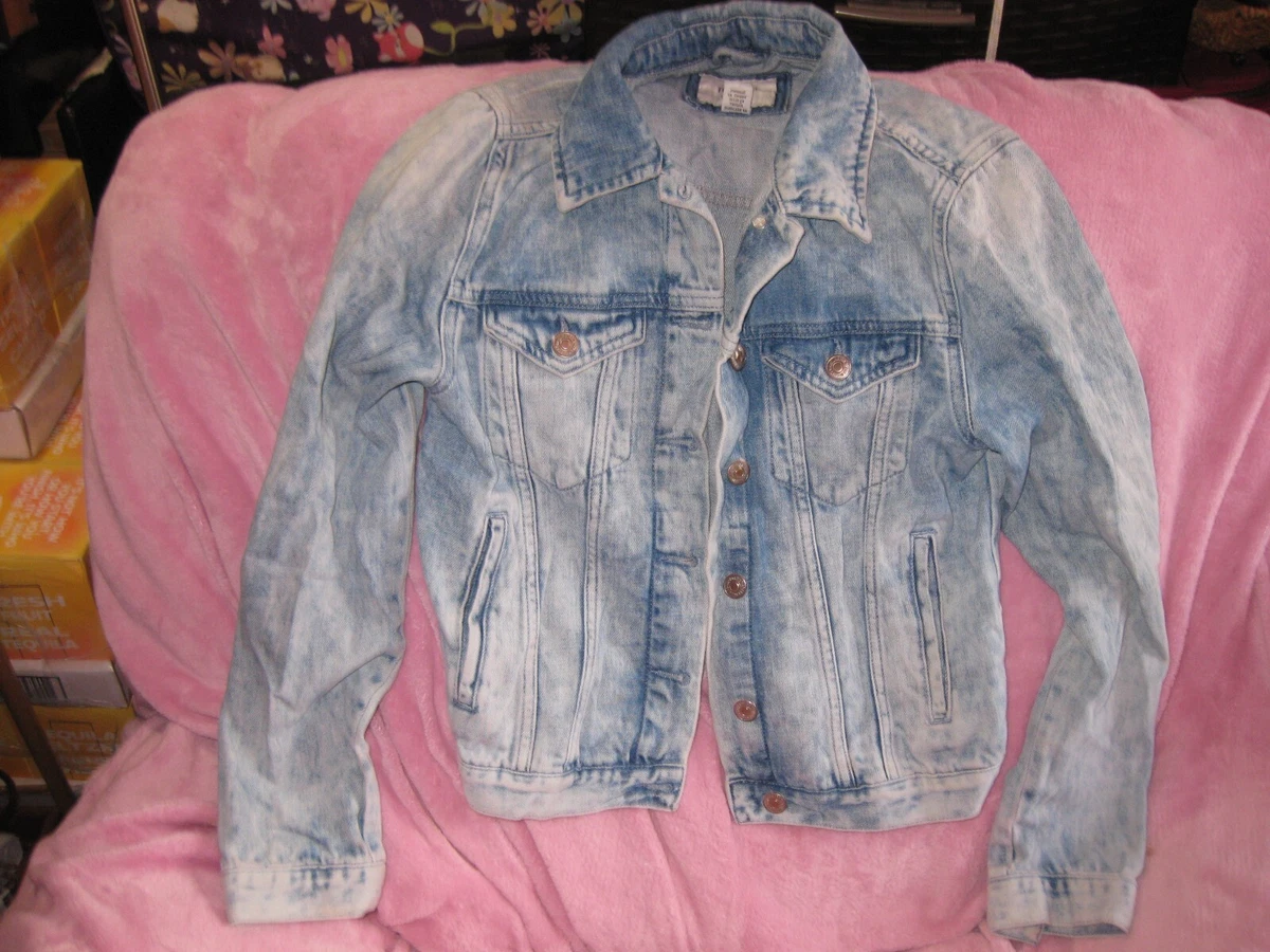 Forever 21 hotsell distressed jean jacket