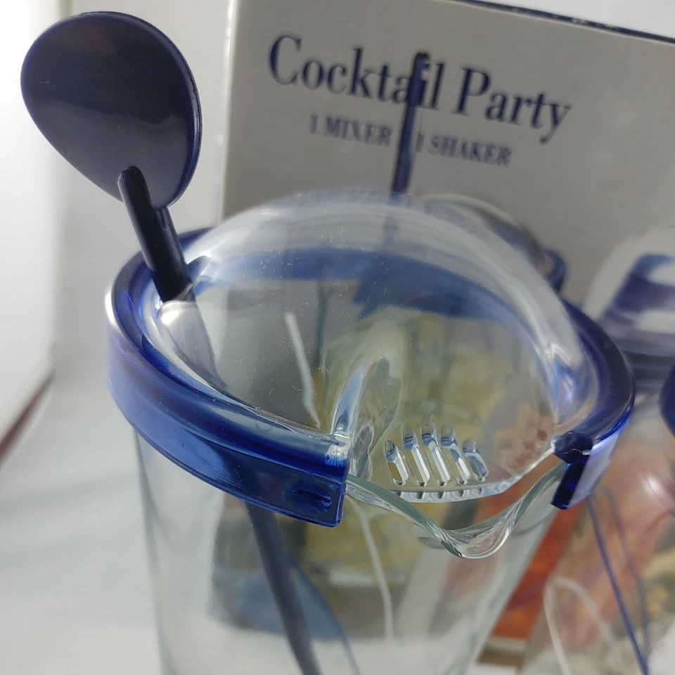 Luigi Bormioli Cocktail Party Mixer & Shaker Set Blue 21 oz Glass clean b64 Foto 3 de 4