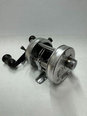 Abu Garcia Ambassadeur 2500C High Speed Silver Fishing Reel Abu Garcia Ambassadeur 2500C High Speed Silver Fishing Reel
