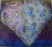 Friendship Heart - Collaboration - Nostalgic Needle & Forget-Me-Nots in Stitches