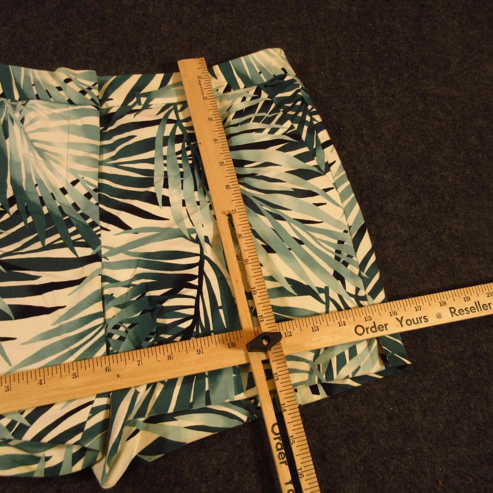 Pantalones Cortos Black House White Market Para Mujer 6 Verde Chino Clásico Informal Tropical * Foto 2 de 4