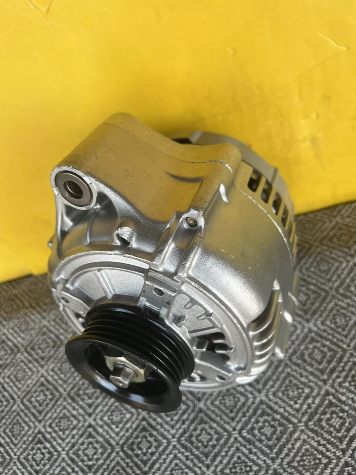 Alternador Toyota MR2 L4 2,0 litros 1992-1993- 2,2 litros 1992-1993-90AMP Foto 2 de 4