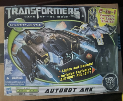 Hasbro Transformers Cyberverse Autobot ARK. Open box, with everything.