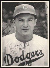 1941 Joe Medwick Signed Auto Brooklyn Dodgers Team Issue Picture Pack *JP1330