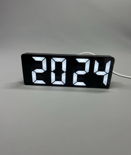 Digital Alarm Clock Large LED Screen Easy Read & Set Up Time Date 12/24H Display - Picture 23 of 24