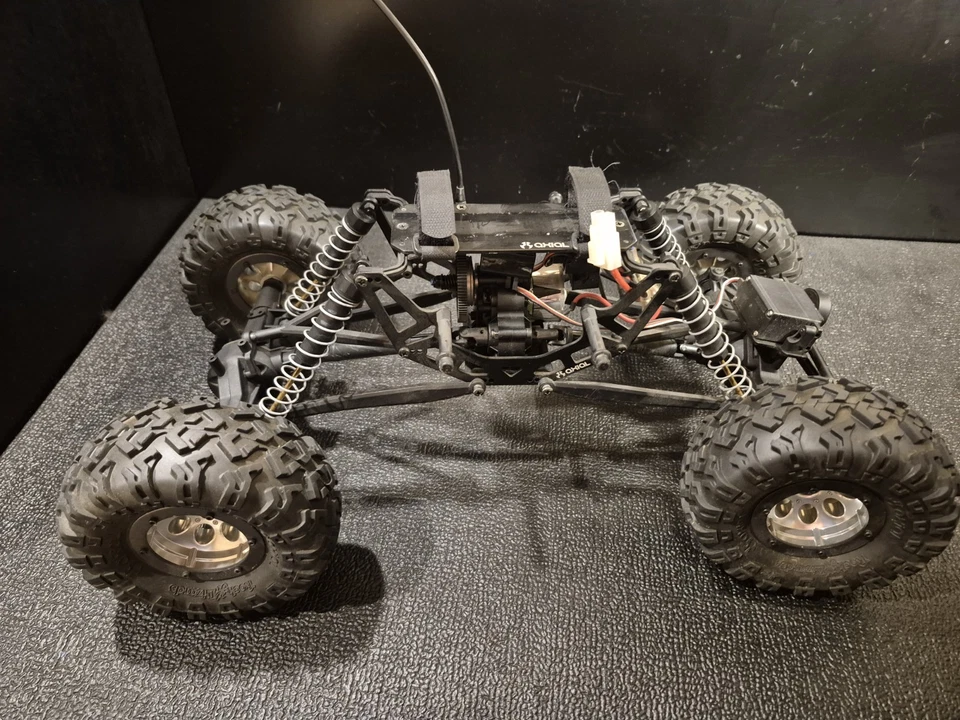 AXIAL AX10 SCORPION ARTR RARE COMPLETE 1/10 CRAWLER RC - Image 3 of 4