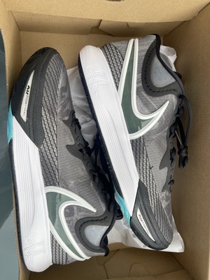Kyrie 8 Orca Size 11
