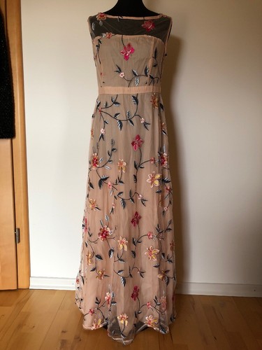 Italy Kleid Lang Stickerei Blogger Gr. 36 Neu | eBay