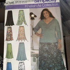 Simplicity 4706 Womens Petite Skirt Size 26W-32W UNCUT