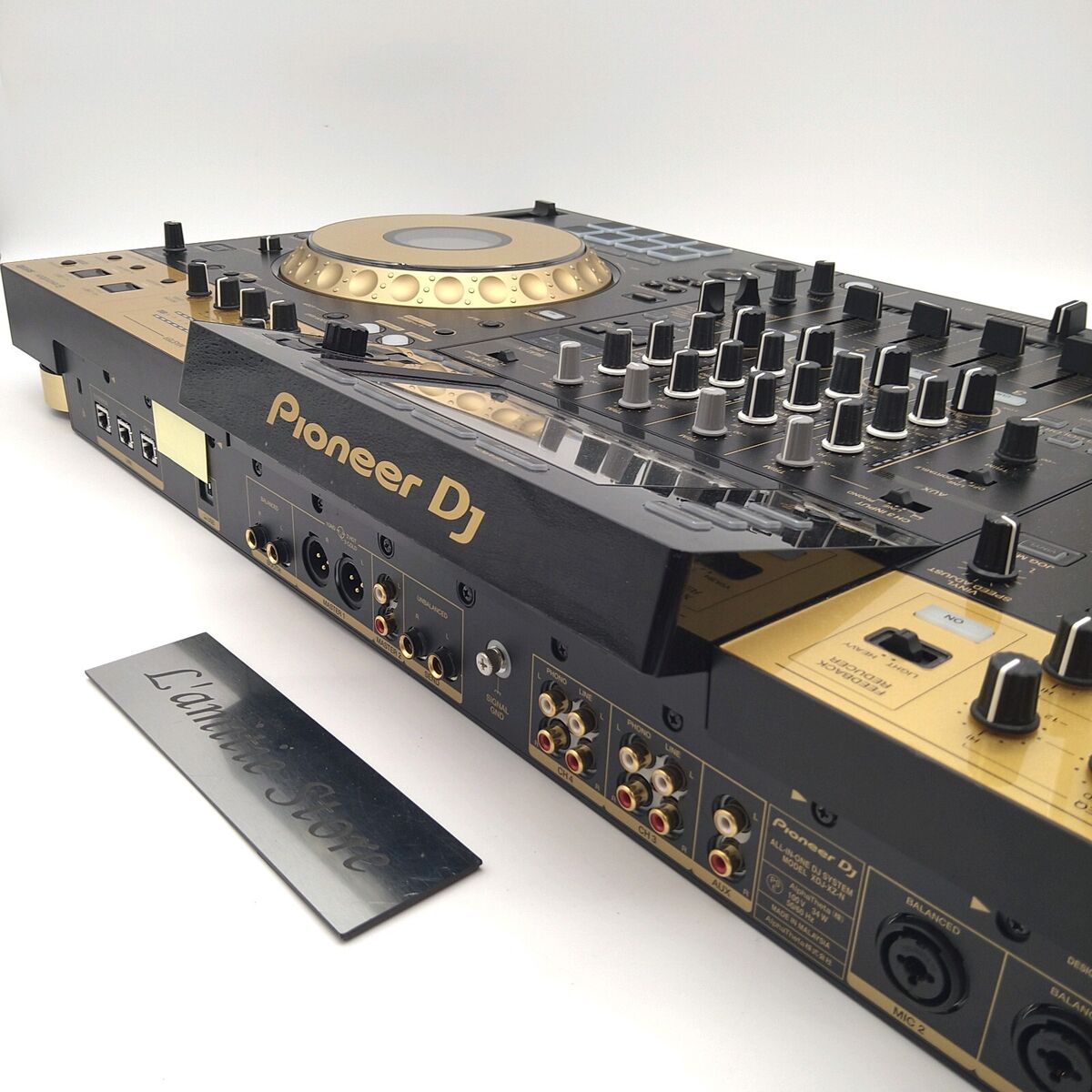 Pioneer XDJ-XZ Limited Gold All-in-One DJ System Standalone Pioneer XDJ-XZ Limited Gold All-in-One DJ System Standalone