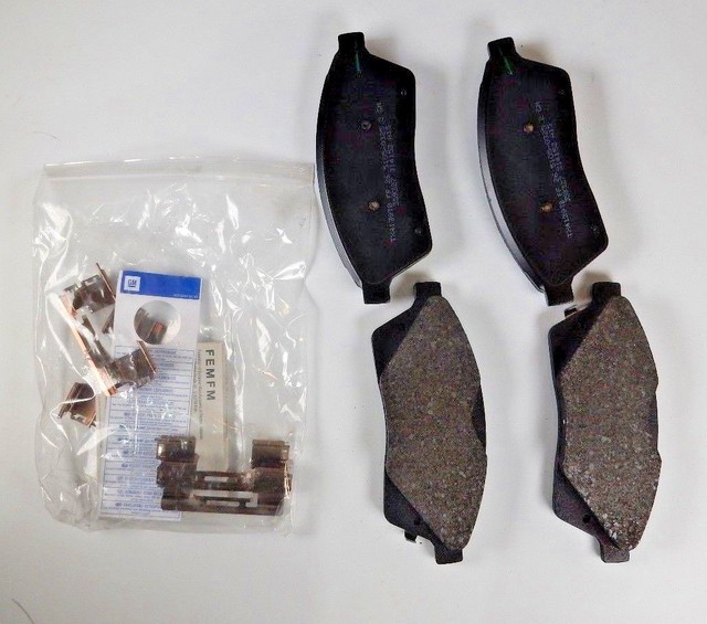 ACDelco 1711066 FRONT DISC BRAKE PAD KIT GM 20983942 OEM 20102016